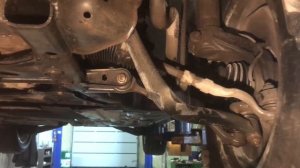 Устранение стука рулевой рейки BMW X3 F25