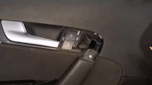Audi A3 не работает замок и стеклоподъемник пассажирской двери. Ремонт и устранение неисправности.