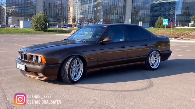 Bmw E34 540i M SPORT 5 gang смотреть онлайн