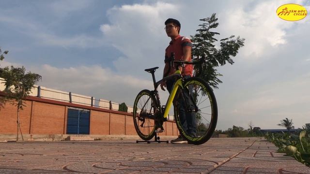 Nghi ngờ khi tăng tốc xe đạp đua SaVa 6.0 Group SHIMANO 105 [SHOPXETOT.COM] смотреть онлайн