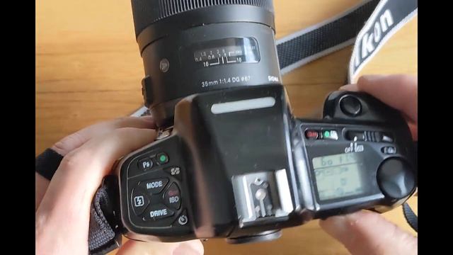 Про Nikon F90x або Nikon N90s смотреть онлайн