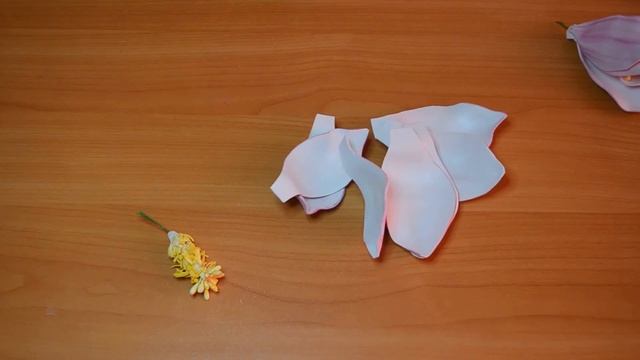 Икэбана своими руками - 1 часть. Магнолия дерево. Магнолия цветок. Мастер класс. Цветок из фоамиран смотреть онлайн