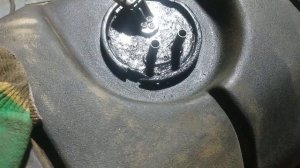 Ивеко - снятие бака, установка дополнительного фильтра и многое другое.