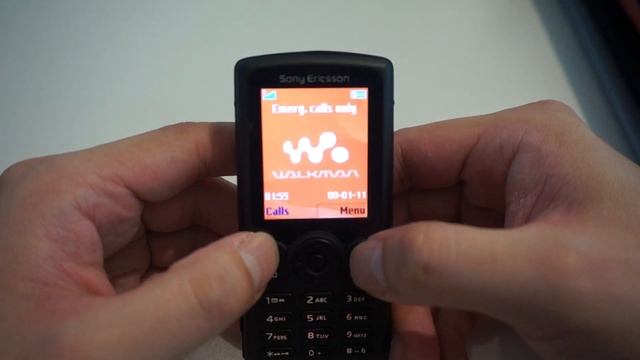 SONY Ericsson W810i Unboxing! Back To The Past! смотреть онлайн