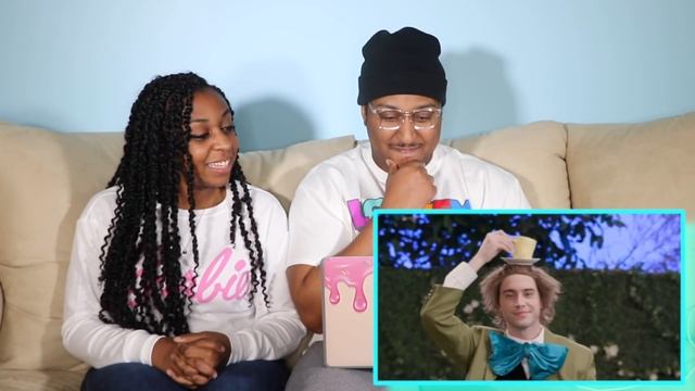 DOROTHY vs ALICE: Princess Rap Battle REACTION!!! смотреть онлайн