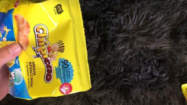 Распаковка круассанов chipicao Спанч Боб. 2 одинаковые фишки подряд! смотреть онлайн