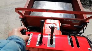 самоходная тележка самосвал из Японии.думпер.на резиновых гусеницах