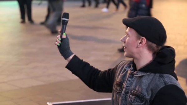 AMAZING Street musician! ''One'' by Morf , Street Talent ,London Street Music /