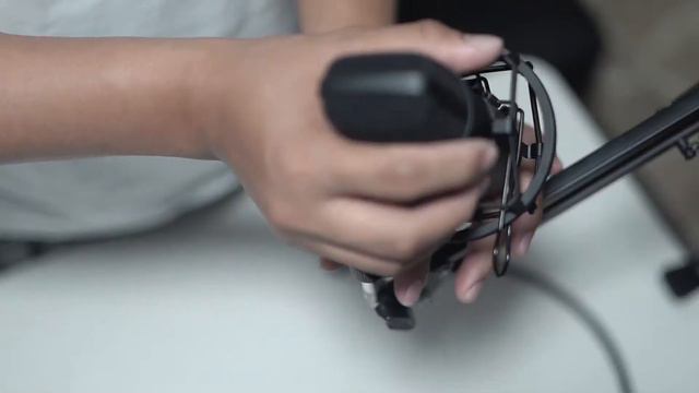 Maono Condenser Mic Unboxing & Review смотреть онлайн