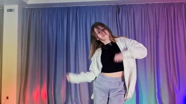 Sasha -Dream Dance Studio смотреть онлайн