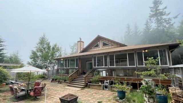 CENTURY 21 Agate Realty - 97313 STAGECOACH RD смотреть онлайн