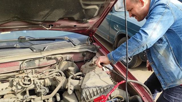 Как правильно ПРИКУРИВАТЬ АВТОМОБИЛЬ от другого Автомобиля? смотреть онлайн