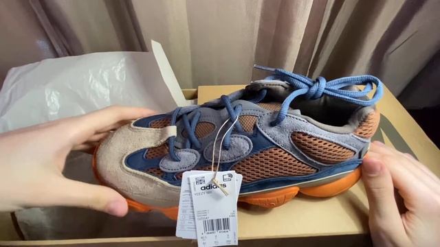 ОБЗОР: Yeezy 500 Enflame смотреть онлайн