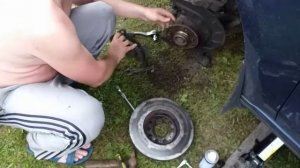 Замена тормозных колодок и шлифовка тормозных дисков. Шкода октавия а7