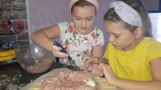 Красивый и вкусный пирог "Грибное лукошко" смотреть онлайн