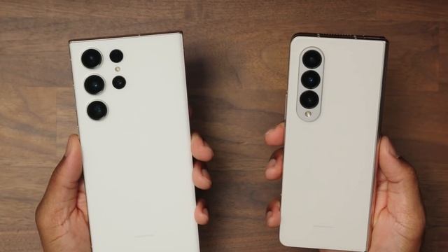 WHICH IS BETTER!? Samsung S23 Ultra vs Galaxy Z Fold 4 Review BRUTALLY HONEST смотреть онлайн