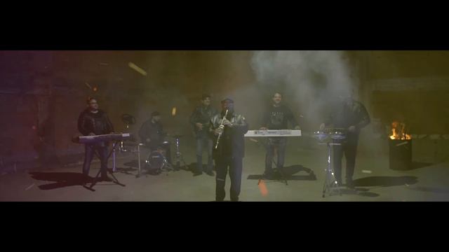 FOLK PALITRA–PARVOMAISKI KUCHEK/ фолк палитра–първомайски кючек смотреть онлайн