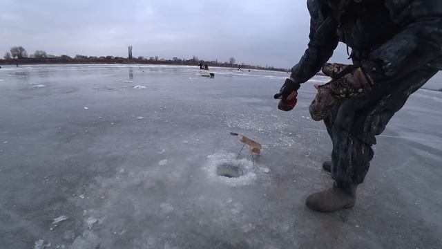 Рыбалка мечты! Клёв Густеры размером как Лещ . Рыбалка в Астрахани 2022 "Лодка Атлантис НДНД" смотреть онлайн