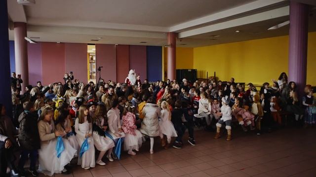 Спектакль "Новогодняя путаница" смотреть онлайн