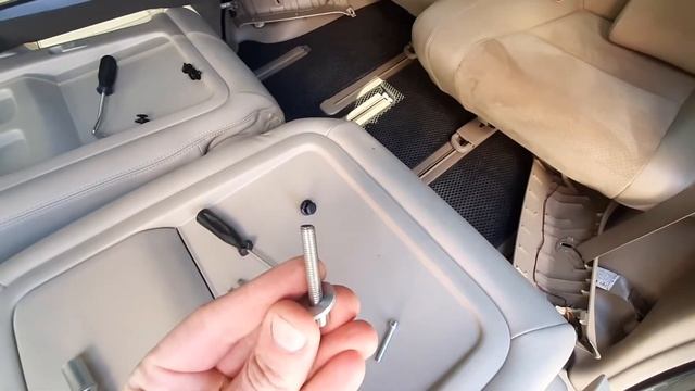 Продольные рейлинги на крышу Toyota Alphard смотреть онлайн