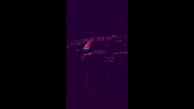 Москва ночью из иллюминатора самолёта. смотреть онлайн