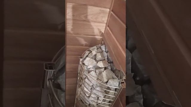 Сауна с канадским кедром и меранти. смотреть онлайн