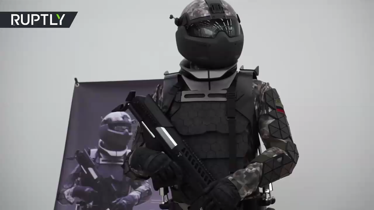 Российские военные показали боевой костюм будущего смотреть онлайн