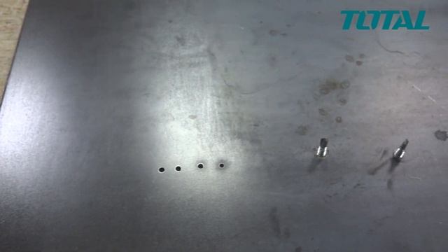 Вибро-Шлифовальный станок 93x185 мм 320 Вт Total TF1301826 смотреть онлайн