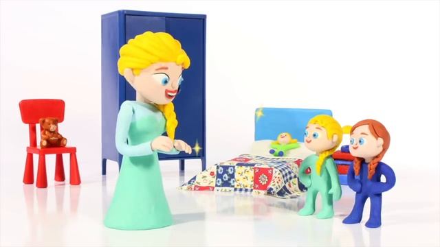 SUPERHERO BABIES ENJOY MOVIE & POPCORN ❤ SUPERHERO PLAY DOH CARTOONS FOR KIDS