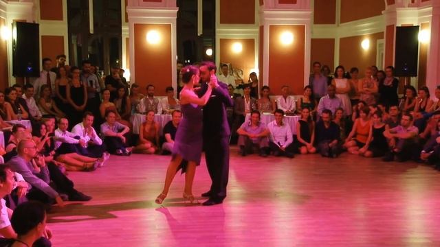 Fausto Carpino y Stephanie Fesneau - Tango Cazino 2014 - 3/4 смотреть онлайн