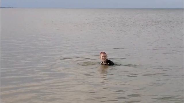 ЕЙСК. ДАЧИ ? Открытие купального сезона! Наловили креветок! Эх, окрошечка !!! смотреть онлайн