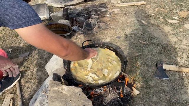Антивирус !!!Отдых на Чиркейском водохранилище, как чистить и жарить окунь, стейки на камне 2021 смотреть онлайн