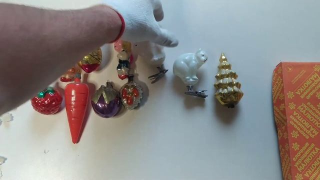 Новогодние игрушки СССР. Что можно купить на блошином рынке?? Часть 2. смотреть онлайн