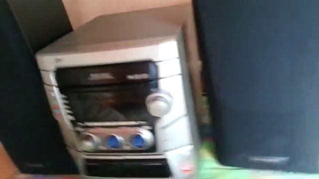 Stereo LG LM-M140 смотреть онлайн