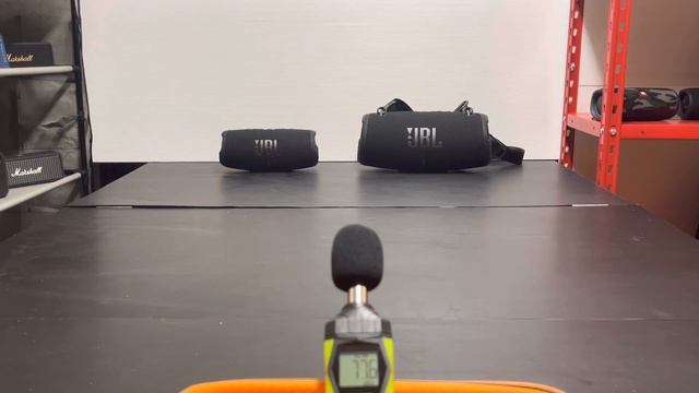 Jbl Charge 5 vs Jbl Xtreme 3 sound test смотреть онлайн