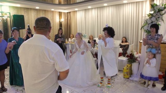 09 09 2023 Олег и Инна Ресторан Водолей у Петровича смотреть онлайн