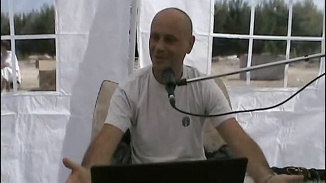 Кришна Баларам Прабху - Высший вкус - связь распространения книг и воспевания Святого Имени смотреть онлайн