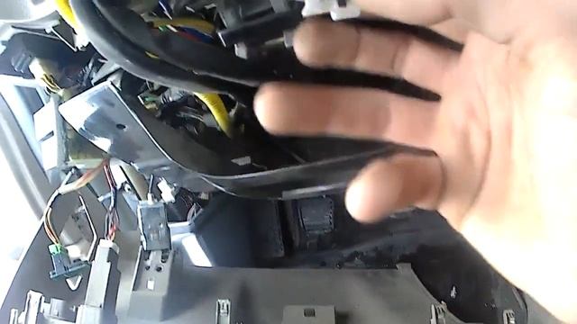 Лечим самопроизвольное включение света в салоне ховера смотреть онлайн