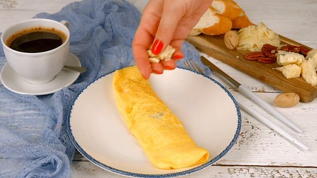 Как приготовить омлет | 7 рецептов вкуснейших завтраков из яиц