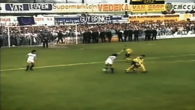 Carmel Busuttil - K.R.C. Genk - 1988 -1994 - Tribute смотреть онлайн