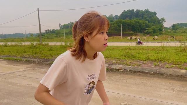 Pacman In Real Life 4K - Pacman Battle 2