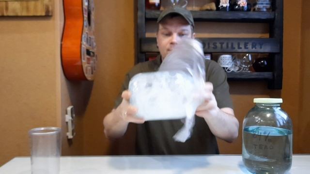 Разбавляем самогон водой, как правильно! Химия 7-ой класс отдыхает!