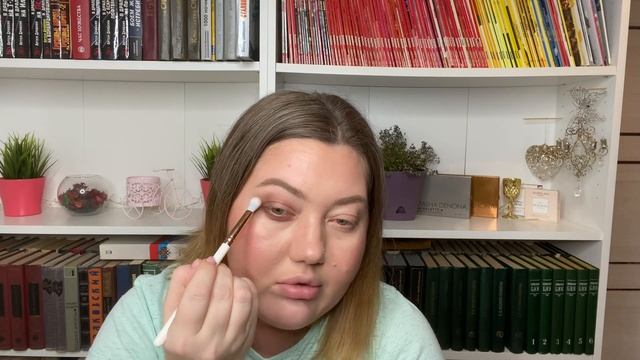 Косметика с Авито! // первые впечатления // красимся и болтаем ? смотреть онлайн