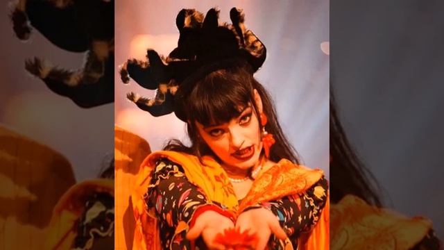 Nina Hagen ** Back To Godhead** смотреть онлайн