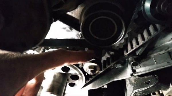 установка ремня ГРМ, балансировочных валов D4BH