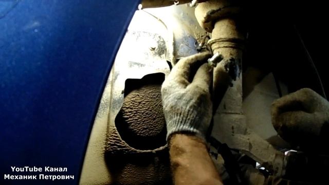 Daewoo Nexia Замена тормозного шланга прокачка тормозов Авторемонт смотреть онлайн