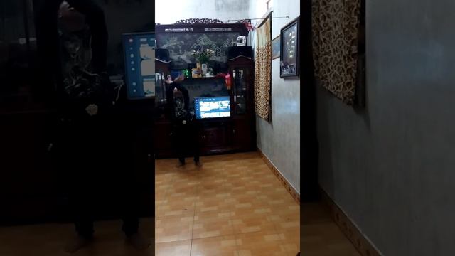 Chàng trai Nhảy bài vườn Hồng ngày Xưa Đã úa cực Chất Và khớp nhạc смотреть онлайн