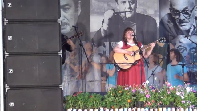Светлана Павлова - Не смотри назад (Песня Ирины Антоновой) смотреть онлайн