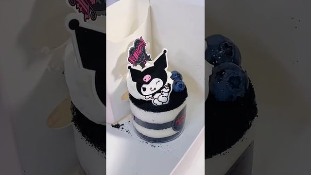 Kuromi Cake! #shorts смотреть онлайн