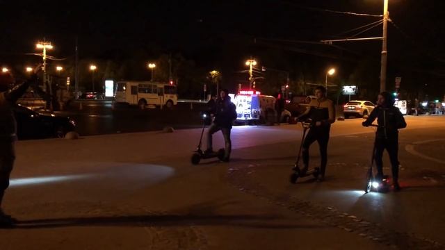 Dualtron Ultra VS Dualtron Raptor (ночная покатушка 10.05.2018)